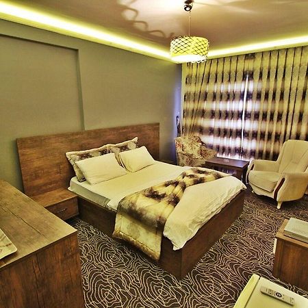 N Suites Стамбул Экстерьер фото